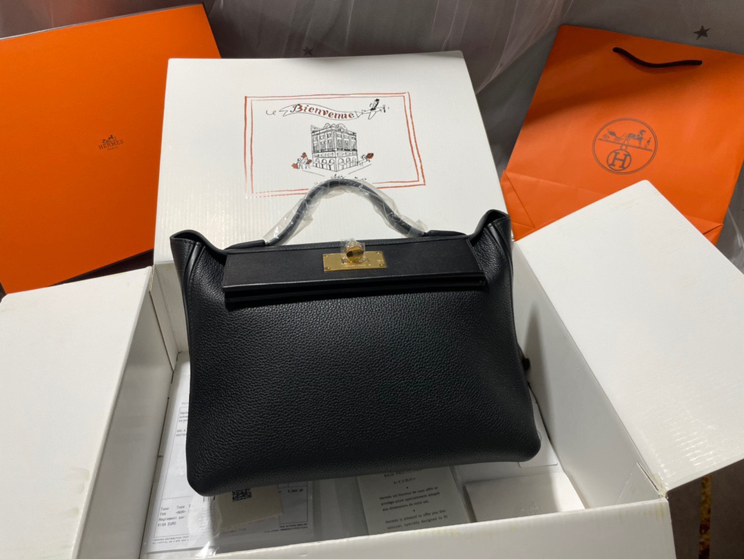 Hermes Kelly 2424 29cm Handbag in Black Clemence Leather